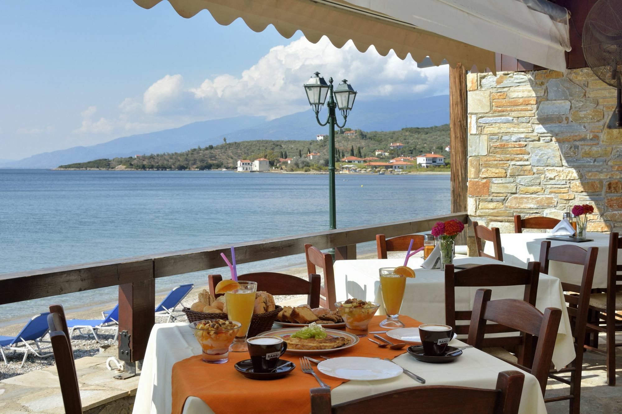 Symmetron Suites Kalamos  Exterior photo